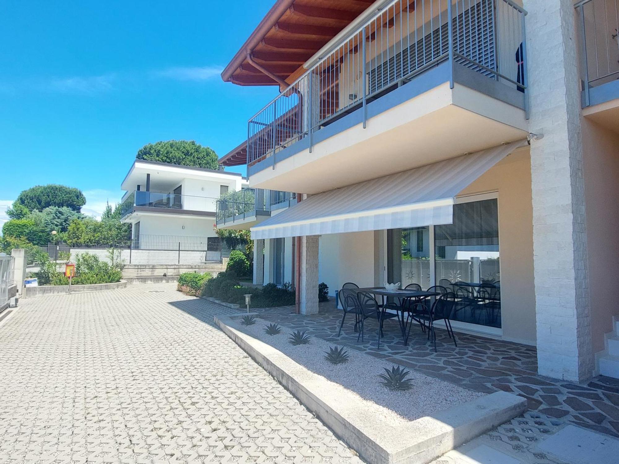 Apartment Brezza Di Lago - Regarda Travel Lazise Exterior photo